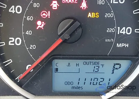 2015 Toyota Rav4 Xle z USA, uszkodzony, nr VIN JTMRFREV8FD136750